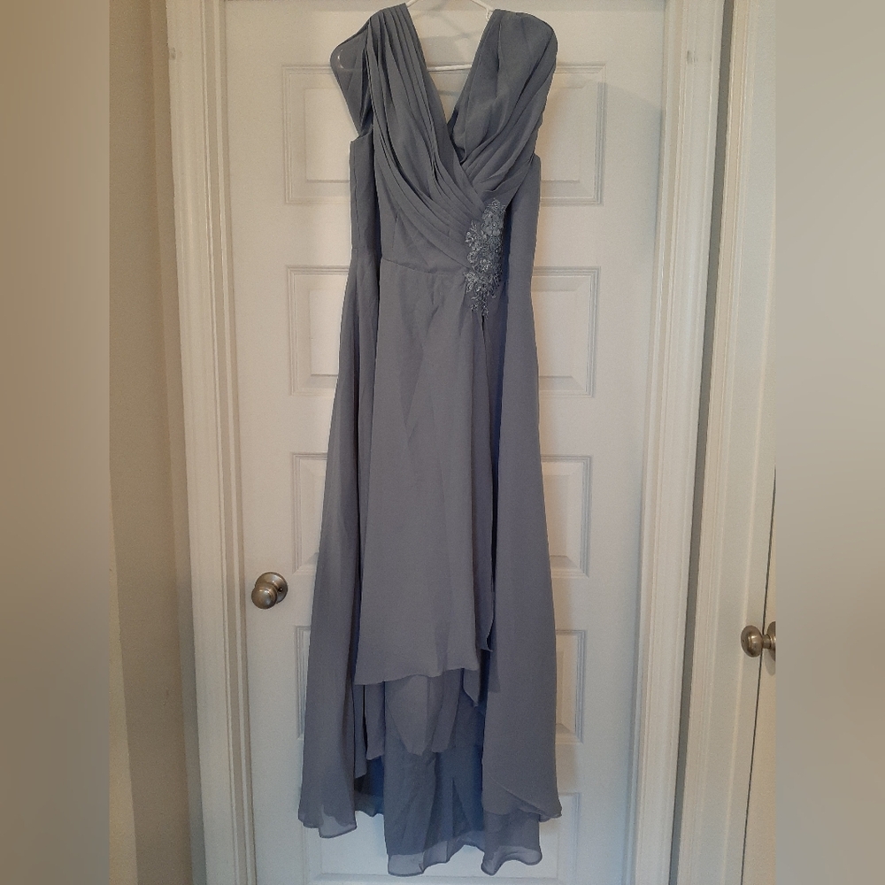 Elegant Mother Of The Bride Dusty Blue Size 16 Evening / Wedding/ Never Worn